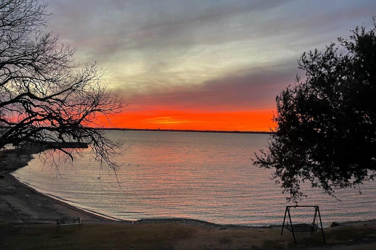 Lakefront Rockwall Home With Scenic Deck And Patio! Екстериор снимка